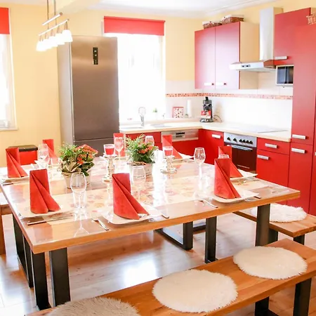 Xxl-ferienwohnung Blumenwiese Apartment *